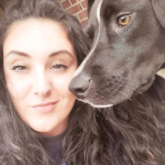 Meet Your Posher! - Picture 2 of 8